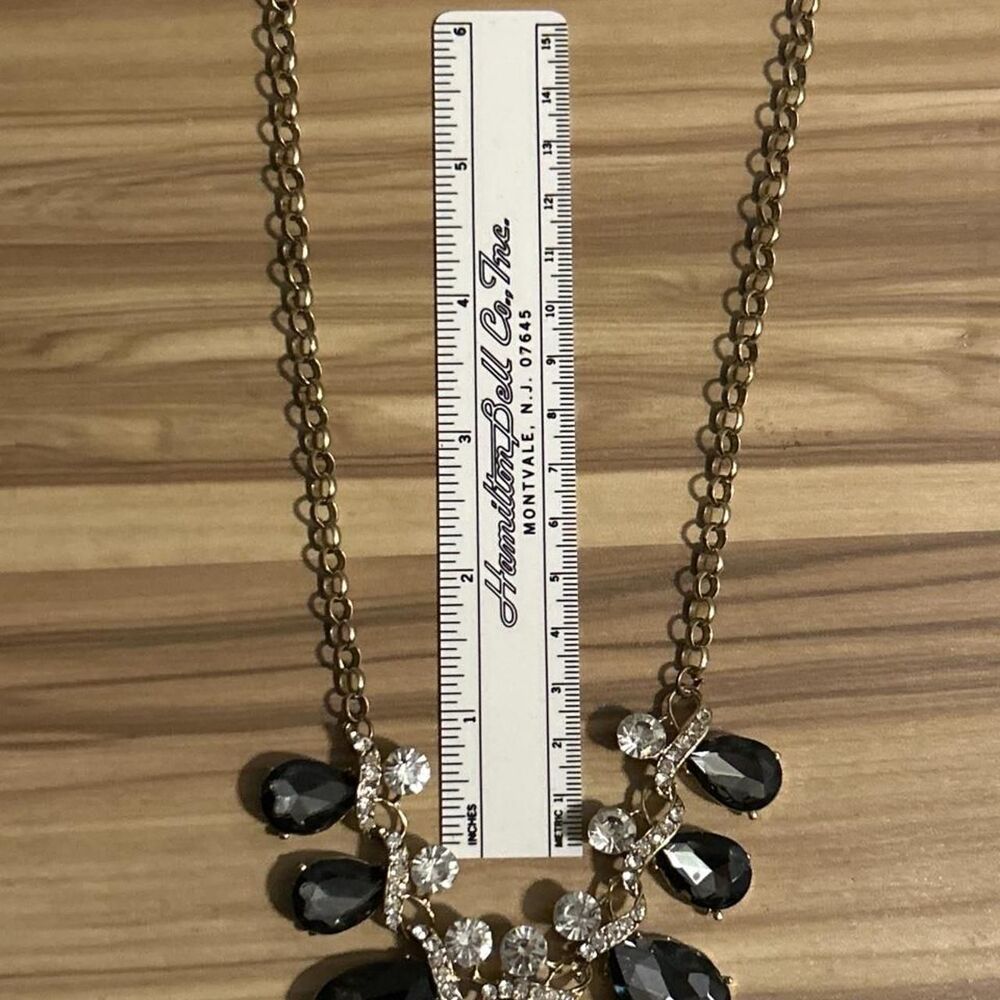 Unbranded Women's Black and Gold Jewellery